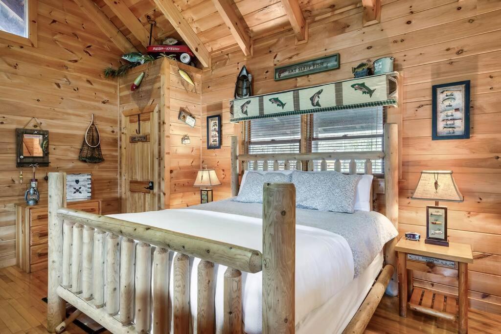 Willa Spectacular Mtns Views With Private Hot Tub With Pool Table And Private Pond Sevierville Zewnętrze zdjęcie